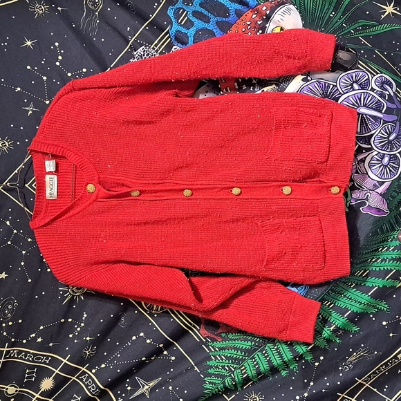 Cardigan gorgeous buttons 😍 - Picture 1 of 6